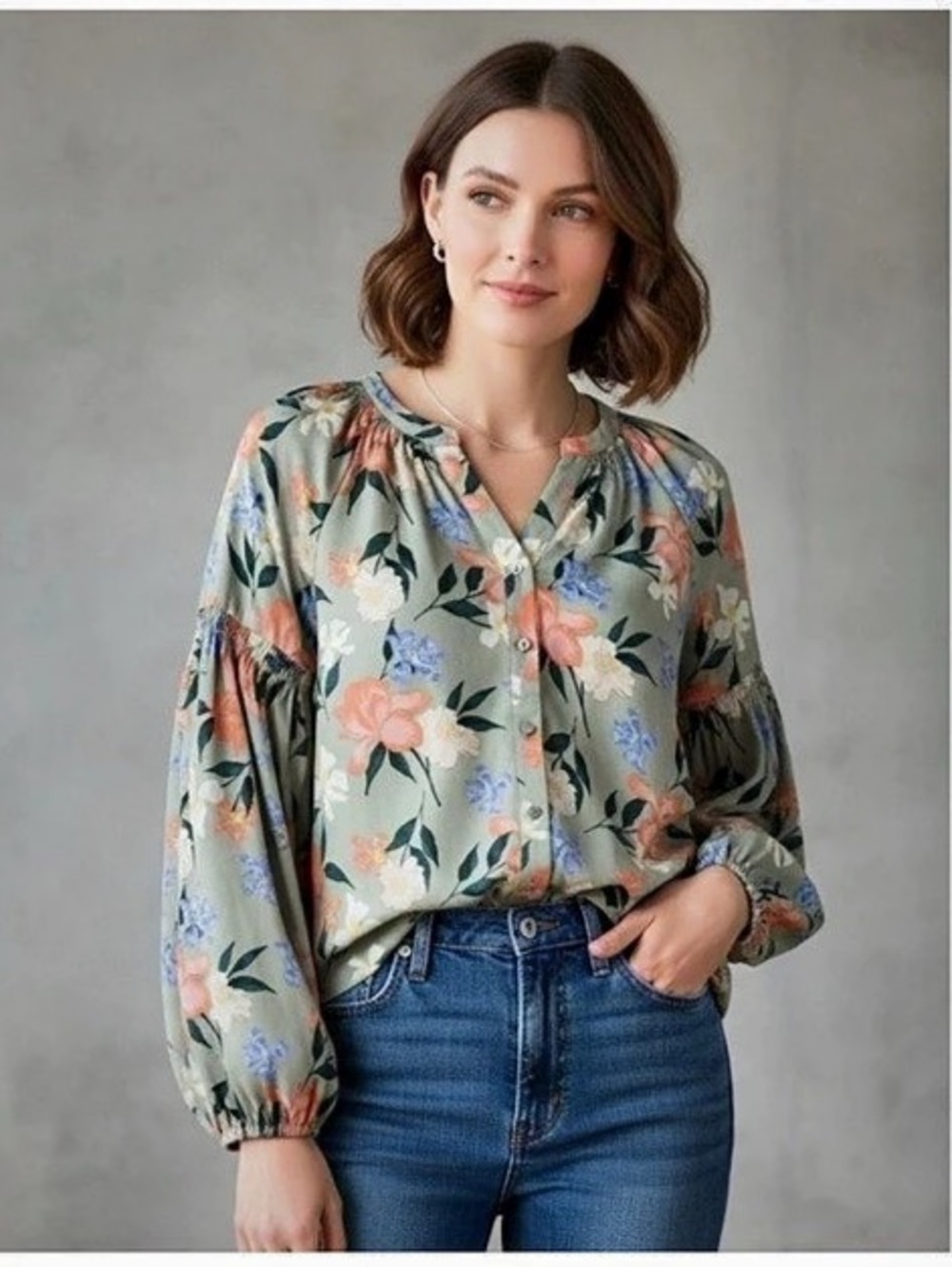 Frye Anthropologie Sage Green Floral Peasant Blouse Size Small